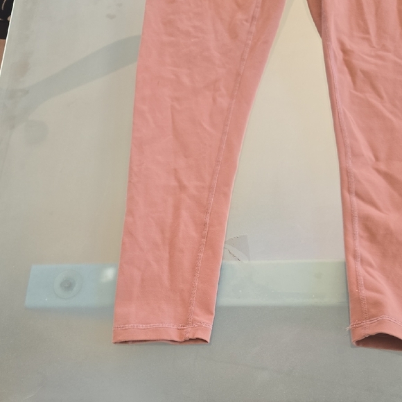 Prana Peach Activewear - Picture 13 of 13